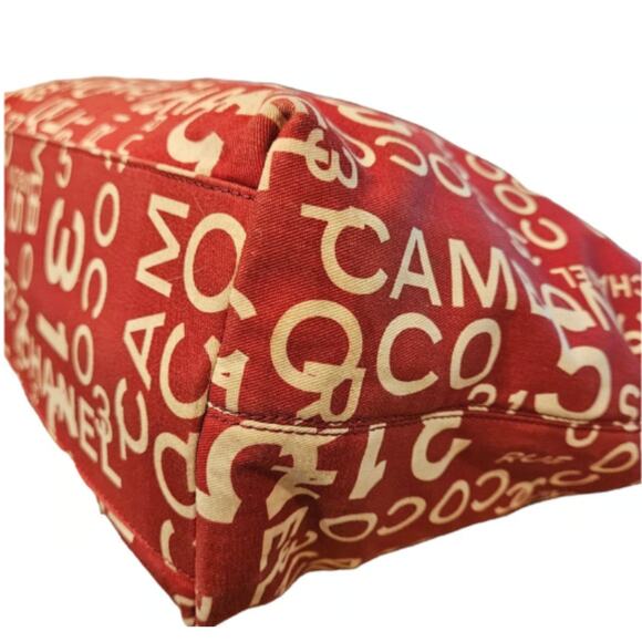 Chanel Cambon 31 Rue Printed CC Tote + Pouch - Picture 9 of 16